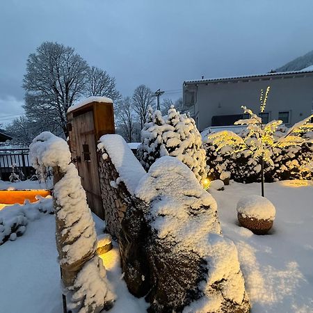 Alpine Lodge Brixen ブリクセン イン ターレ エクステリア 写真
