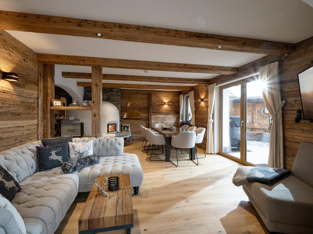 Alpine Lodge Brixen ブリクセン イン ターレ エクステリア 写真