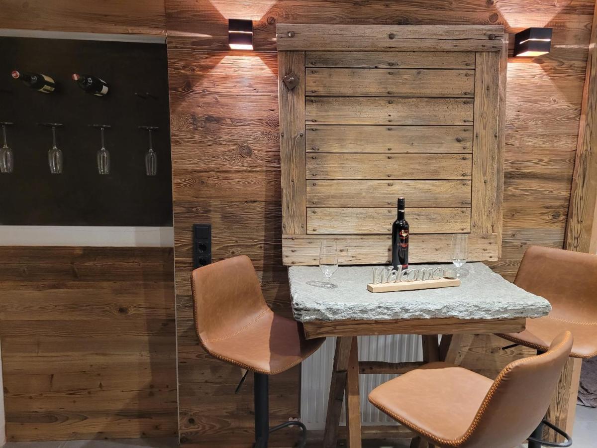 Alpine Lodge Brixen ブリクセン イン ターレ エクステリア 写真