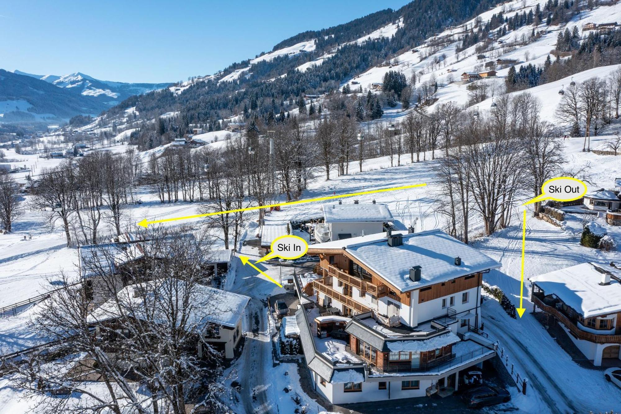 Alpine Lodge Brixen ブリクセン イン ターレ エクステリア 写真