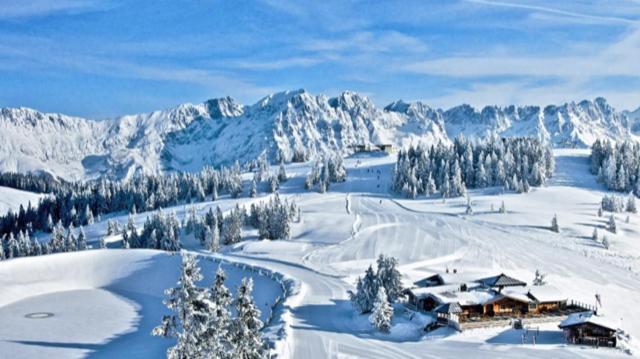 Alpine Lodge Brixen ブリクセン イン ターレ エクステリア 写真
