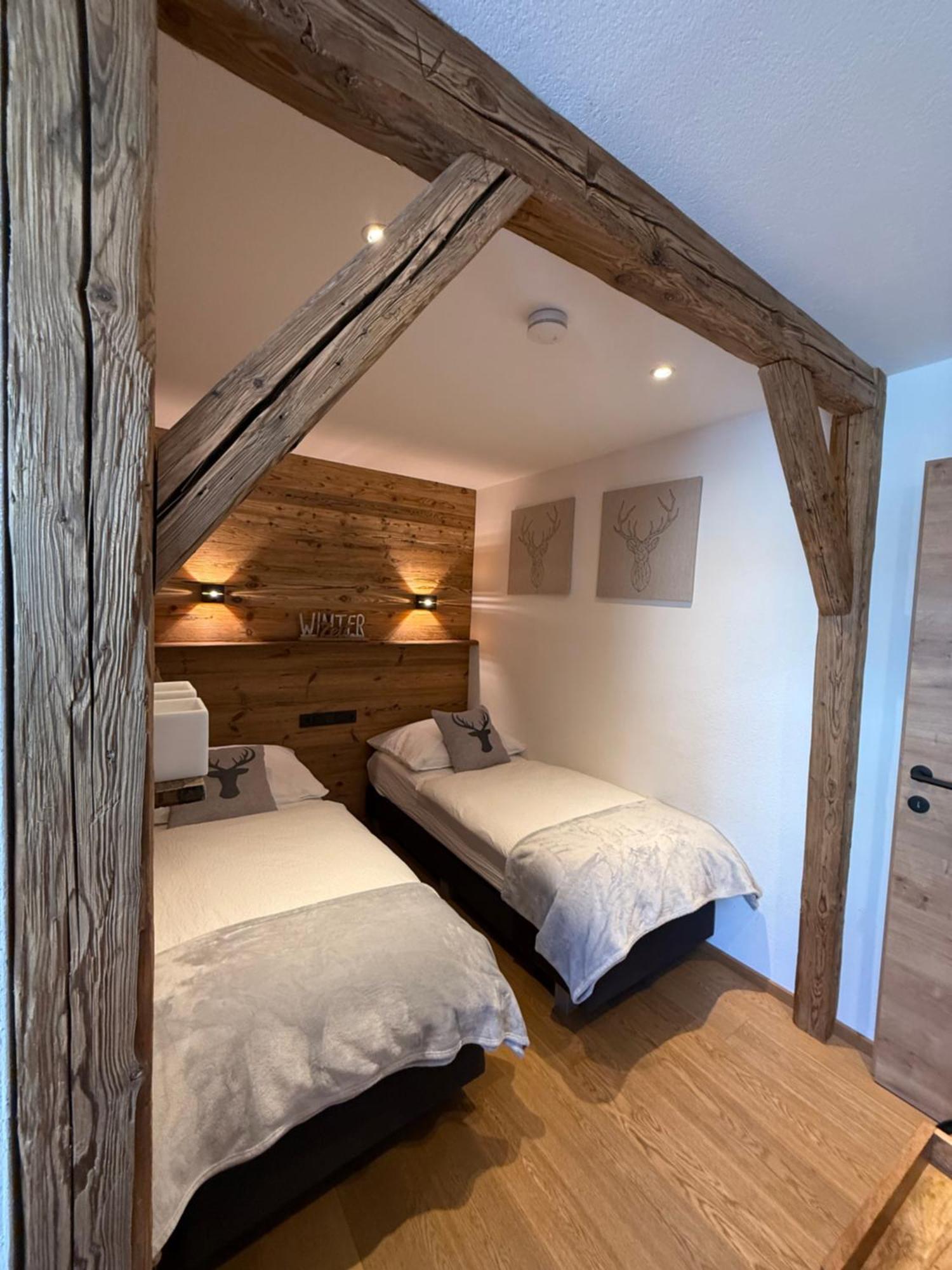 Alpine Lodge Brixen ブリクセン イン ターレ エクステリア 写真